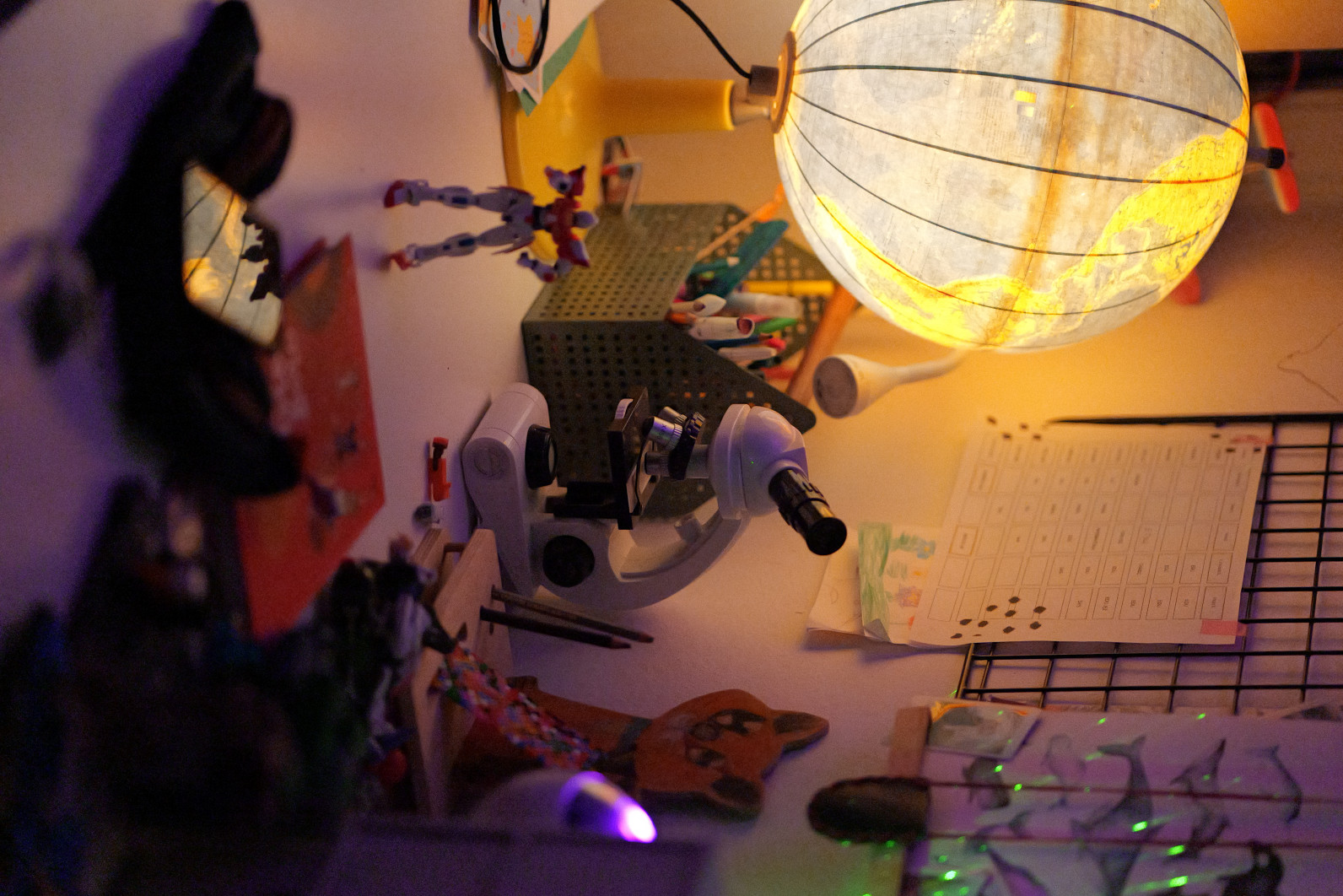 1/640 s, f/1.8, ISO 25600, 85.0 mm
