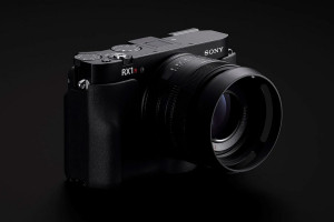Sony RX1R III - pełnoklatkowy kompakt klasy premium powraca