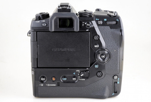 Olympus OM-D E-M1X