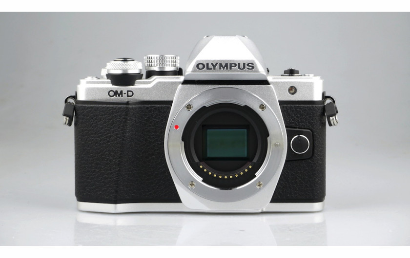 Olympus OM-D E-M10 Mark II