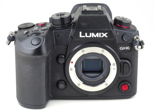 Panasonic Lumix GH6