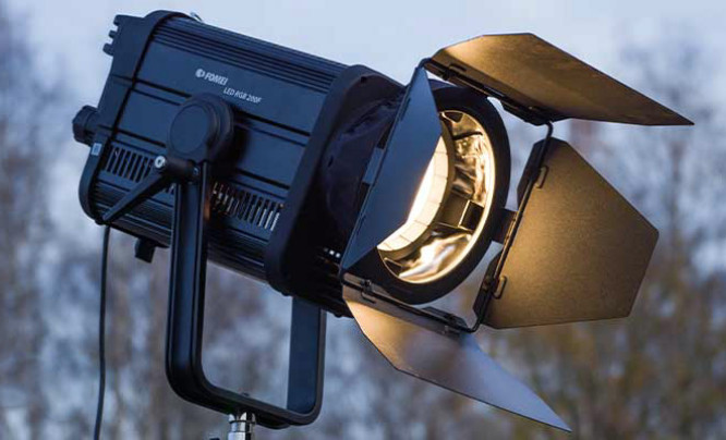 Nowe lampy Fomei LED RGB - duża moc, szeroki zakres temperatur, efekty i zdalne sterowanie 