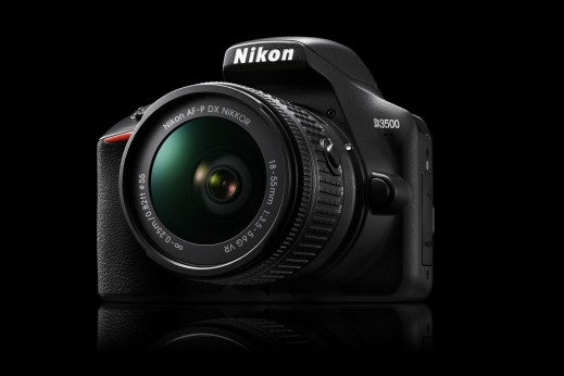 Produkcja lustrzanek Nikon D3500 i D5600 zatrzymana. Czy to koniec tanich aparatów systemowych?