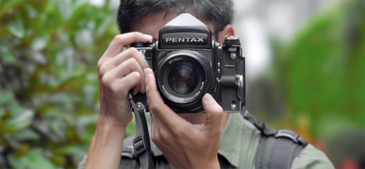 Pentax widzi przyszłość fotografii w barwach lustrzanek. Czy to dobry kierunek?