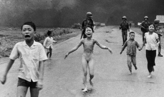 Afera Napalm Girl: World Press Photo zawiesza autorstwo Nicka Uta