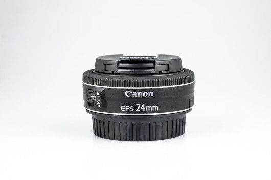 Canon 24 mm f/2.8 EF-S STM