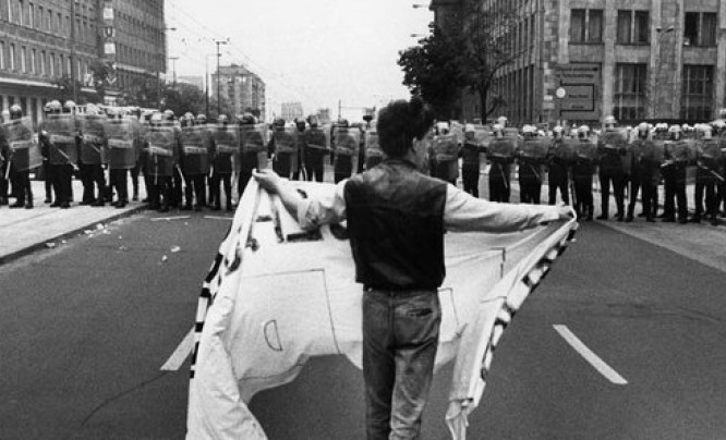 Okrągły Stół 1989 w fotografii Erazma Ciołka