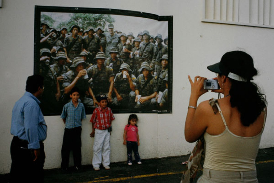 Wykład Krzysztofa Pijarskiego z cyklu "Po końcu fotoreportażu"