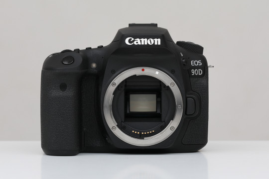 canon 90d darty