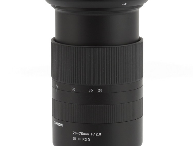 Tamron 28-75 mm f/2.8 Di III RXD