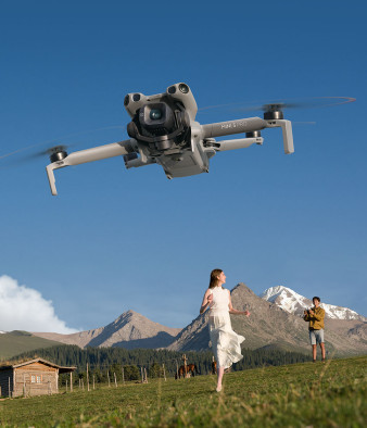 DJI Mini 5 Pro - 1-calowa matryca, czujnik LiDAR i obracany gimbal. Nadal w tak samo kompaktowej formie