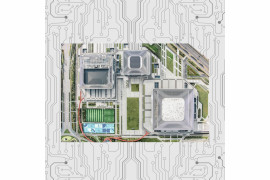 Fot. Zhang Xiangsheng, "Assemble the city", 2. miejsce w kat. Series / Drone Photo Awards 2024<br></br><br></br>Podczas sesji zdjęć lotniczych fotograf natknął się na budynki, które uderzająco przypominały komponenty komputerowe. Zaintrygowany tą obserwacją, zaczął zauważać więcej struktur architektonicznych, które przypominały części komputerowe. Odizolowując te budynki od otoczenia, dokładnie zbadał ich strukturę i funkcję. Dla niego struktury te symbolizują krajobraz miejski jako ogromną maszynę, misternie połączoną z ludźmi odgrywającymi główną rolę w jej wewnętrznym działaniu. Poprzez tę eksplorację starał się zrozumieć mechanizmy operacyjne miasta.