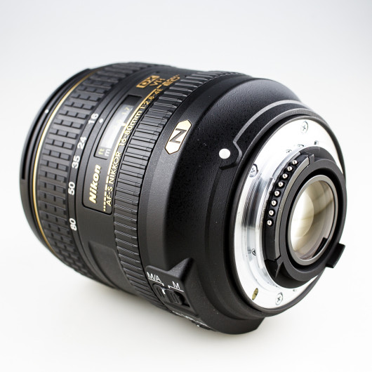 Nikon AF-S DX Nikkor 16-80 mm f/2,8-4E ED VR