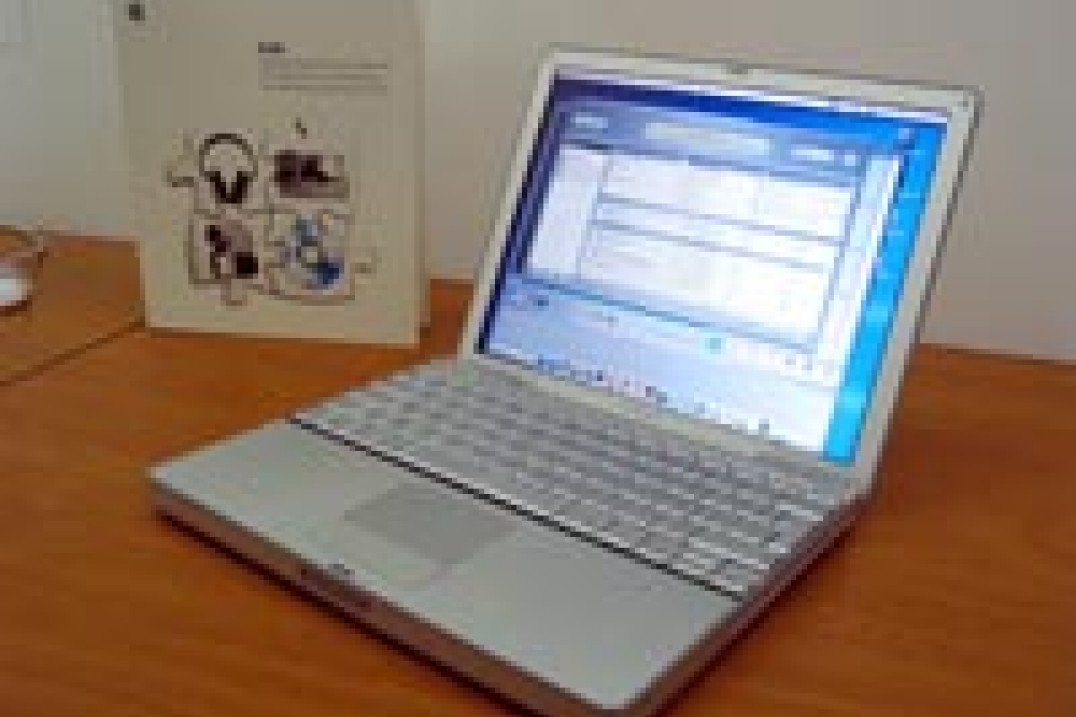 Apple PowerBook 12" - komputer dla fotoreportera