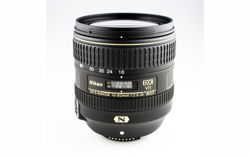 Nikon AF-S DX Nikkor 16-80 mm f/2,8-4E ED VR 