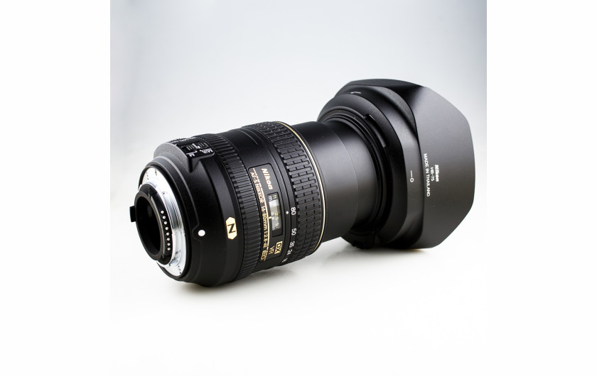 Nikon AF-S DX Nikkor 16-80 mm f/2,8-4E ED VR 