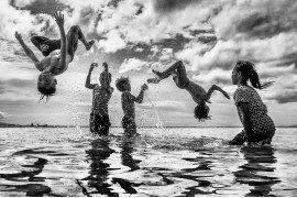 fot. Chin Leong Teo, II miejsce w kategorii "Jump For Joy" Siena International Photo Awards 2019