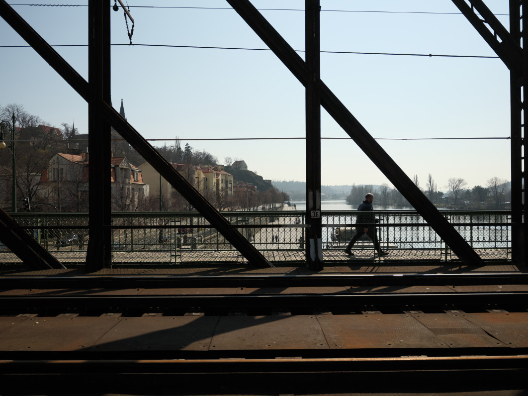 1/1300 s, f/4.5, ISO 160, 28 mm