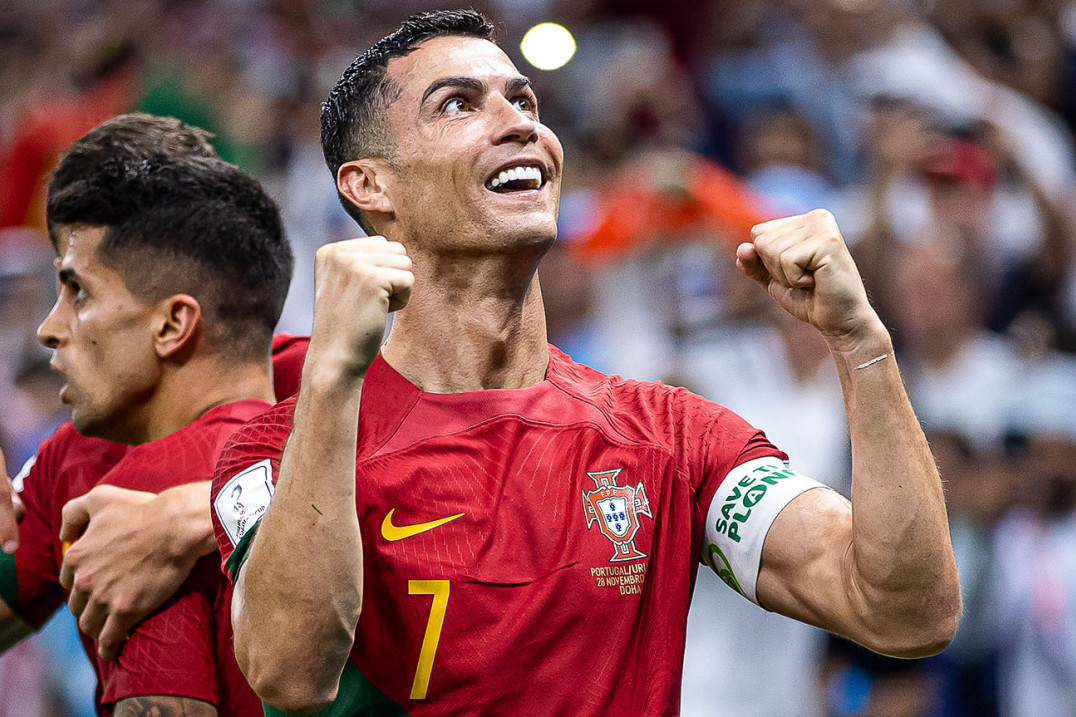 „Fotografowanie mundialu to nie wakacje”. Wywiad z fotografem sportowym Łukaszem Skwiotem