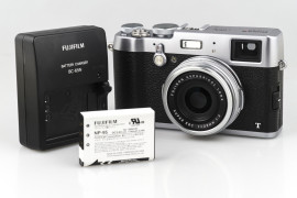 Fujifilm X100T - bateria i ładowarka