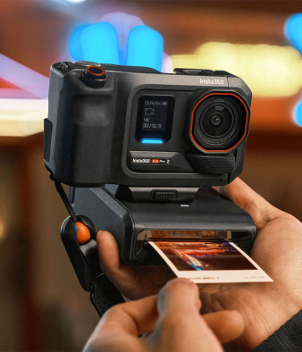 Insta360 Ace Pro 2 możecie teraz zamienić w aparat. Również natychmiastowy