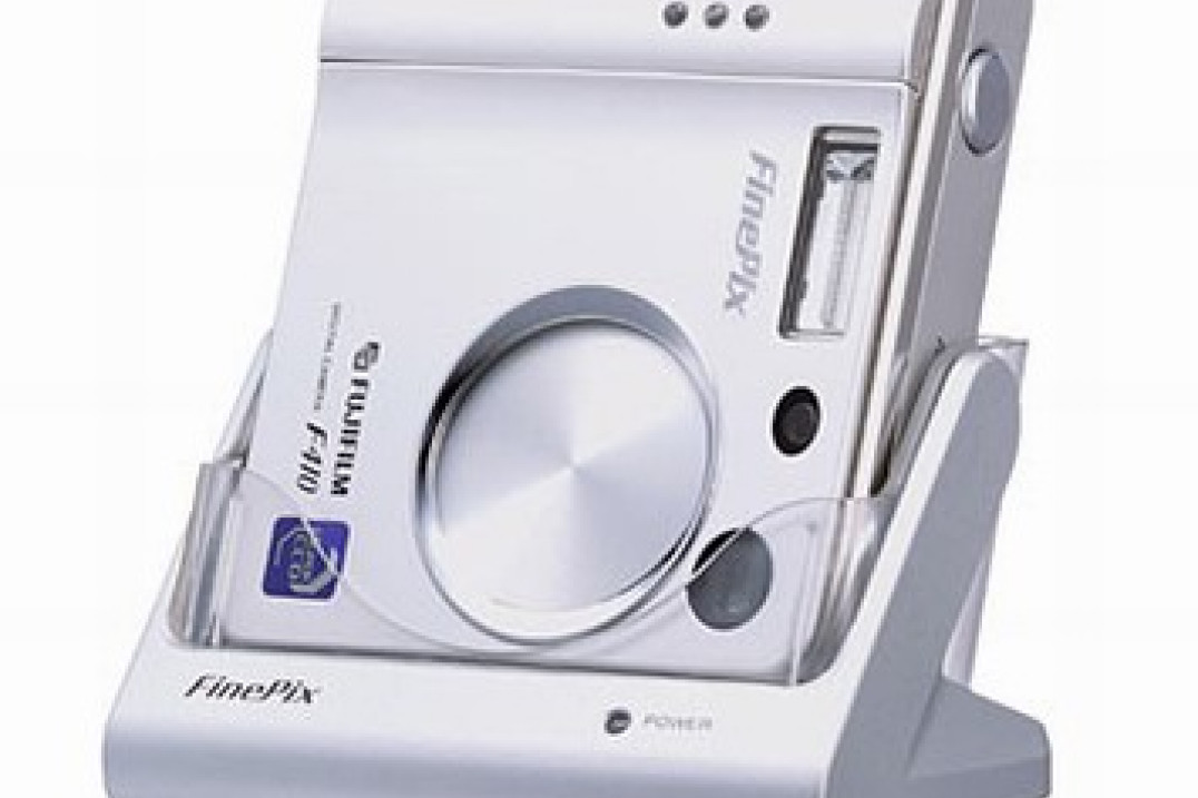 Fujifilm FinePix F410 w technologii SuperCCD HR