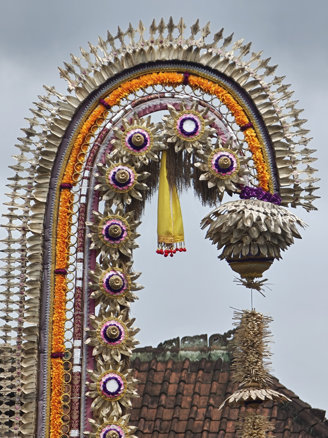 1/214 s, f/2.1, ISO 50, 16.5 mm