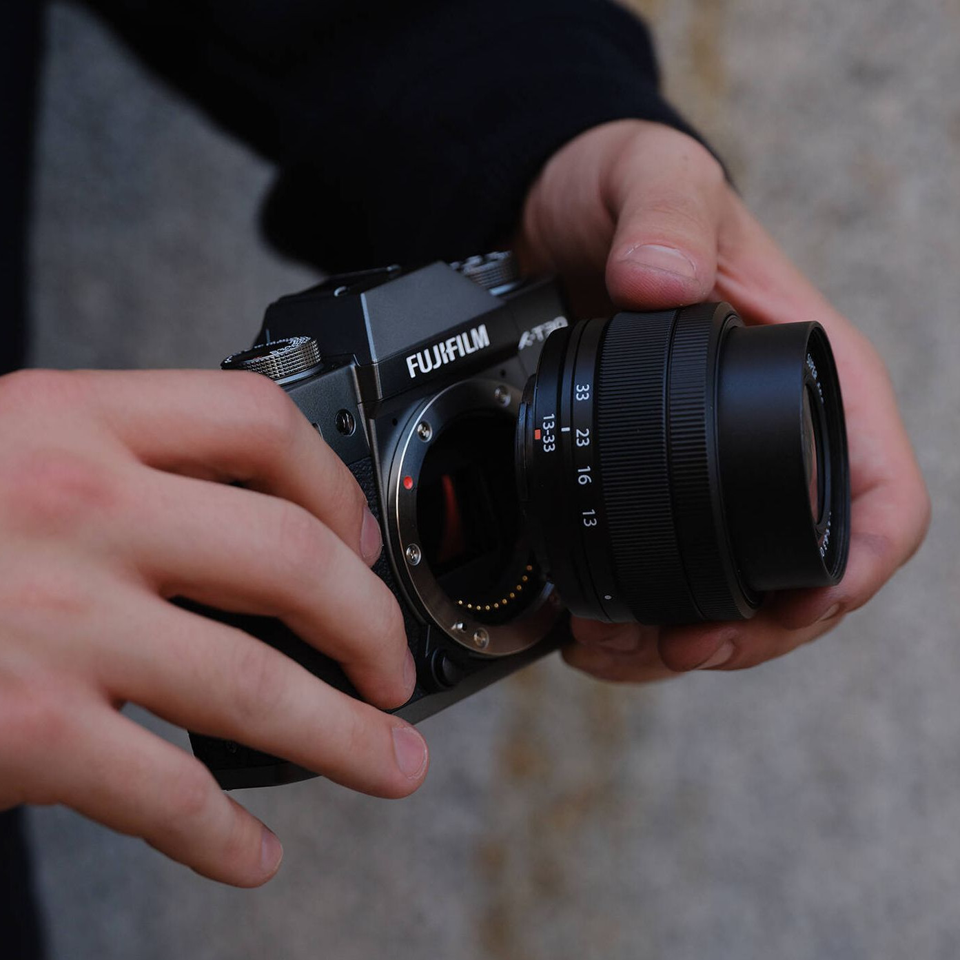 Fujinon XC 13-33 mm f/3.5-6.3 OIS - mały i lekki zoom z szerokim