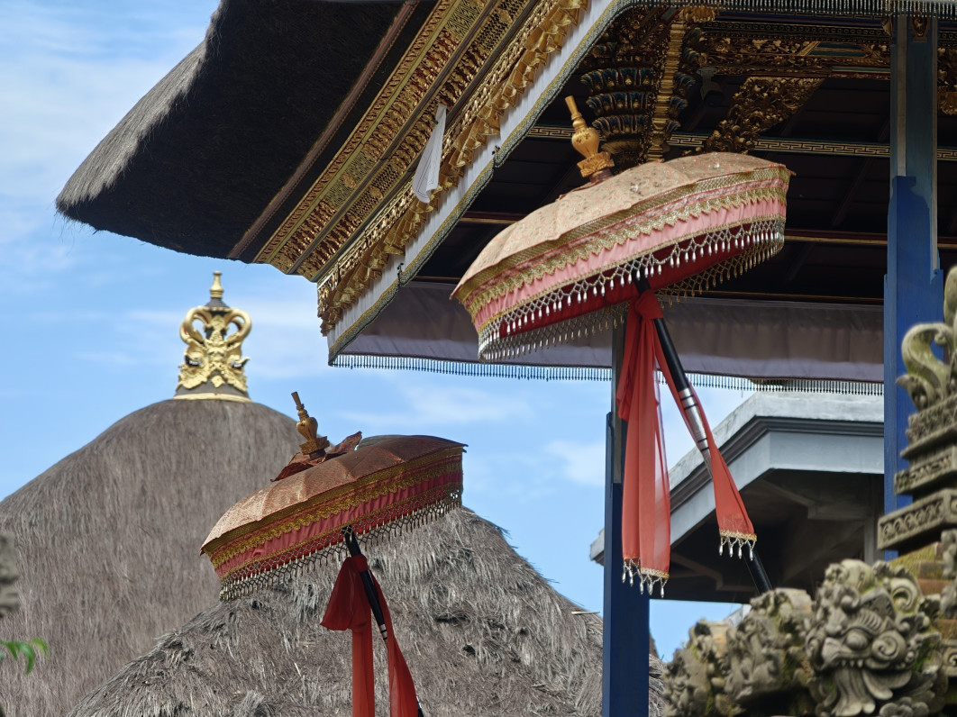 1/200 s, f/2.1, ISO 125, 16.5 mm