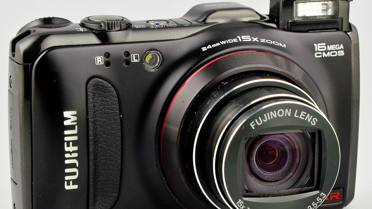 Fujifilm Finepix F550 EXR - test | Fotopolis.pl