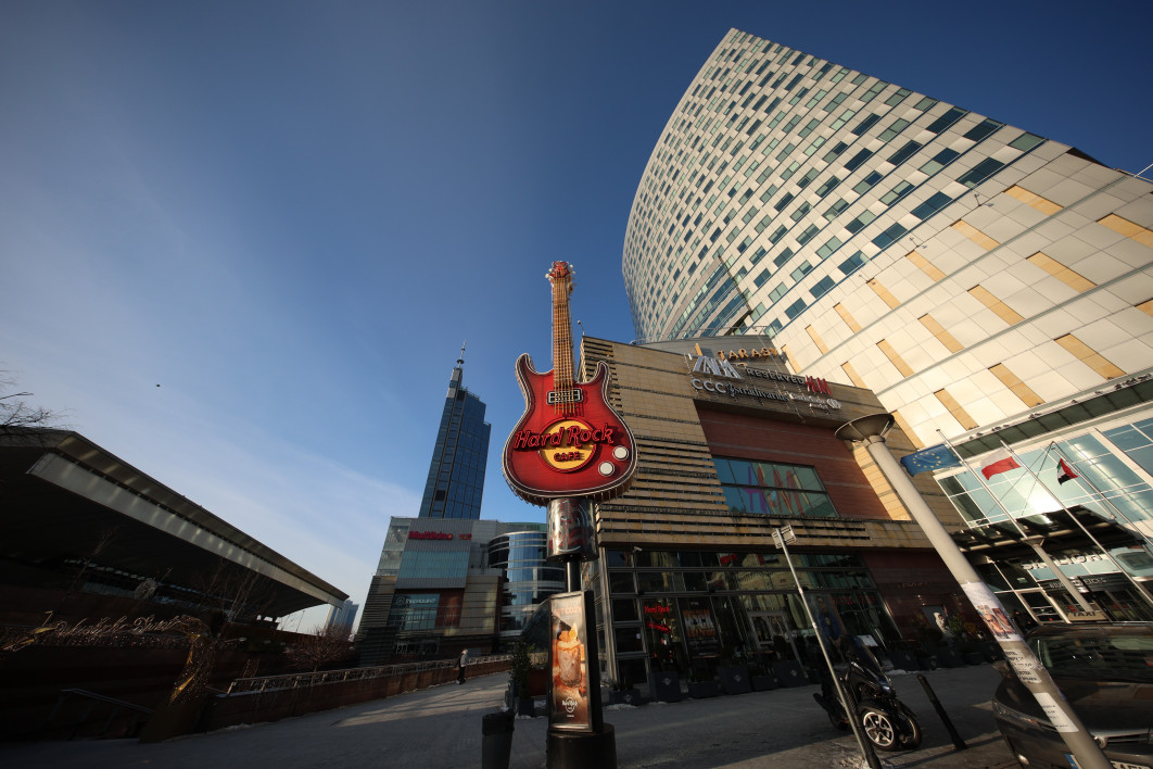 f/5.6, 10 mm
