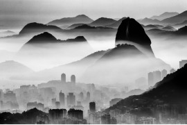 ANDRE MELO-ANDRADE "Just my city" - I miejsce w kategorii Landscapes (zdjęcie pojedyncze) 