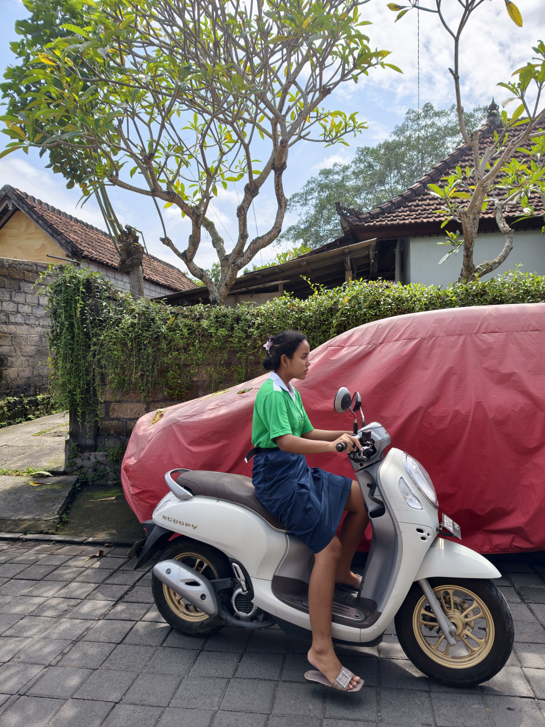 1/2100 s, f/1,57, ISO 72, 24 mm