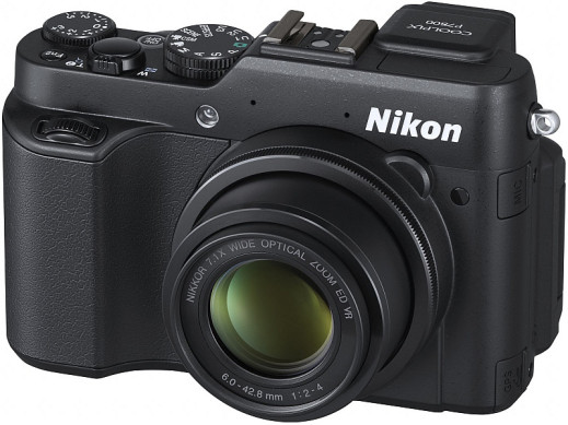 Nikon COOLPIX P7800