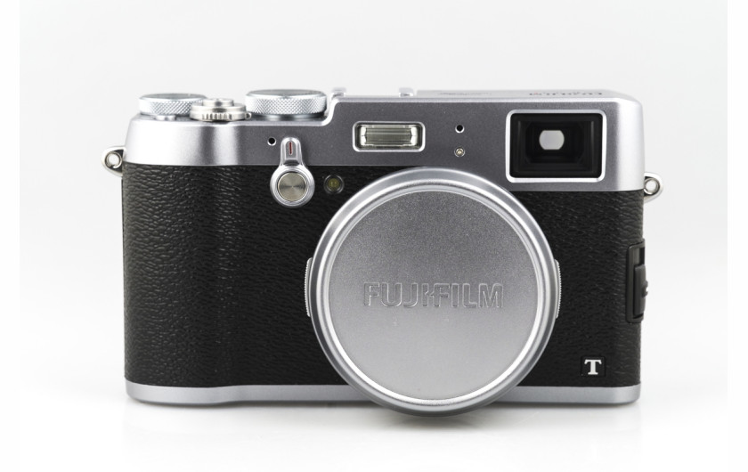 Fujifilm X100T wraz z dekielkiem