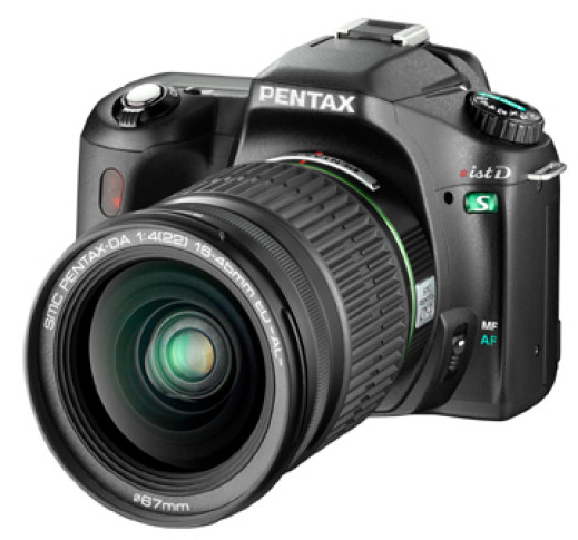Nareszcie cyfrowa lustrzanka Pentaxa: *ist D