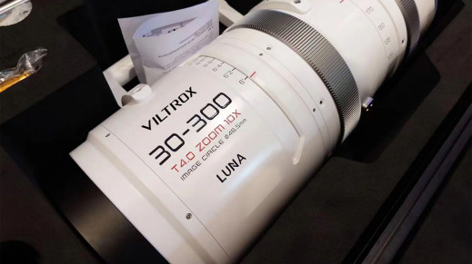 Obiektyw 30-300 mm f/4 i zatrzęsienie jasnych stałek - Viltrox zapowiada ofensywę na najbliższe miesiące