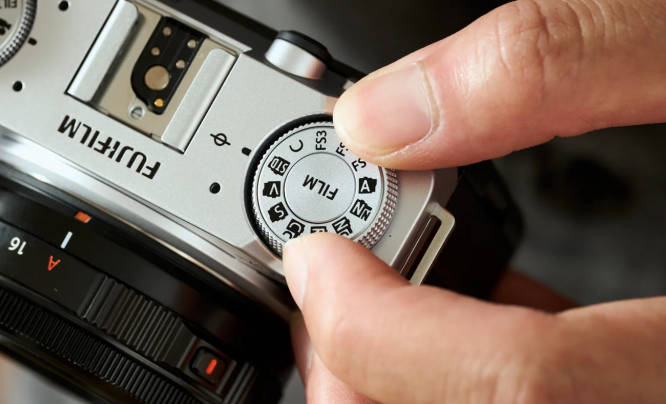 Symulacje barwne, czyli jak Fujifilm udało się przetłumaczyć film na język cyfrowy