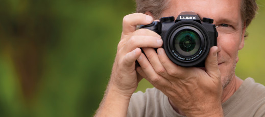 Panasonic Lumix FZ1000 II - 16-krotny zoom optyczny w ergonomicznym korpusie