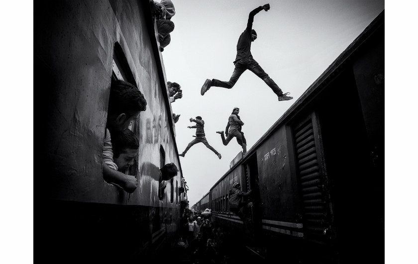 MARCEL REBRO Train jumpers - I miejsce w kategorii Travel (zdjęcie pojedyncze) 