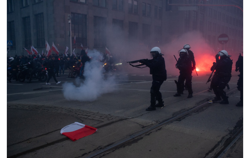 fot. Michał Mitoraj, nominacja w kat. Photojournalism, z serii A day of violence, a day of hate