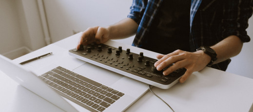 Przetestuj i wygraj konsolę Loupedeck - opinia Adama Rottera