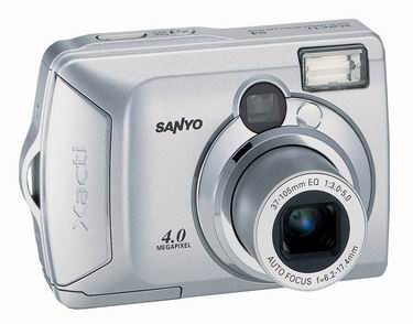Bliźniacze Sanyo Xacti DSC-S4 i Xacti DSC-S3
