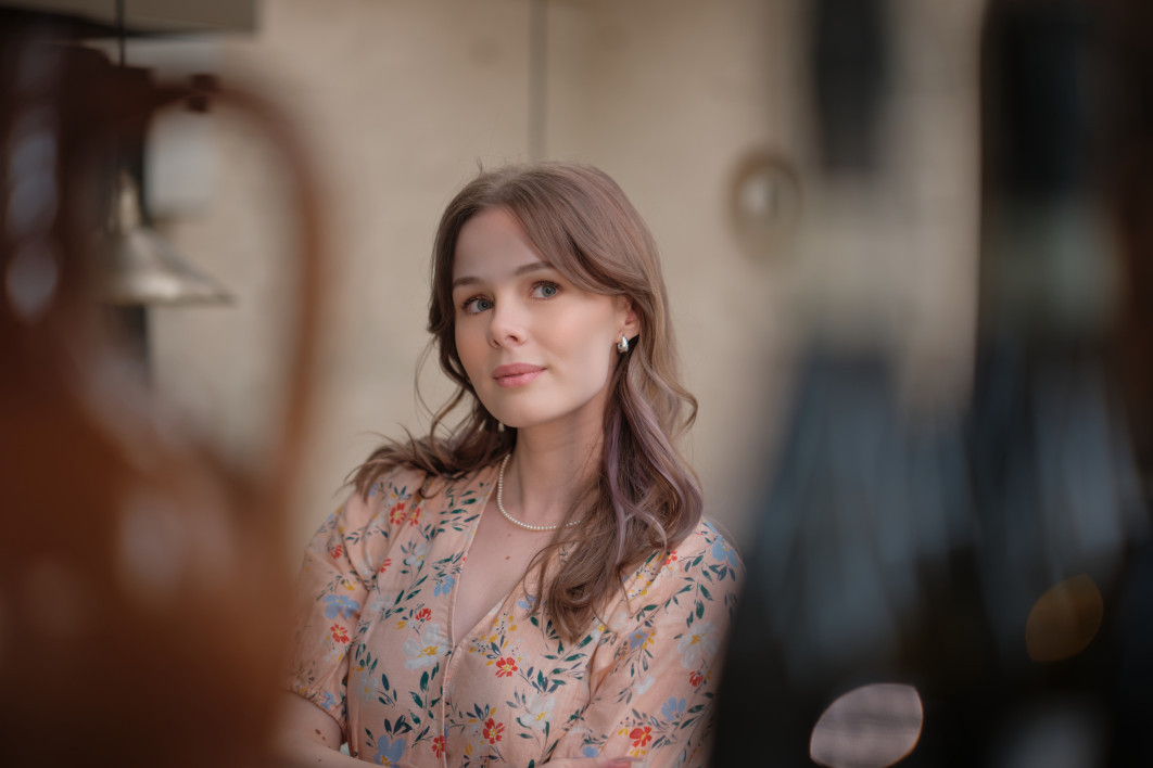 1/250 s, f/1.2, ISO 125, 56.0 mm