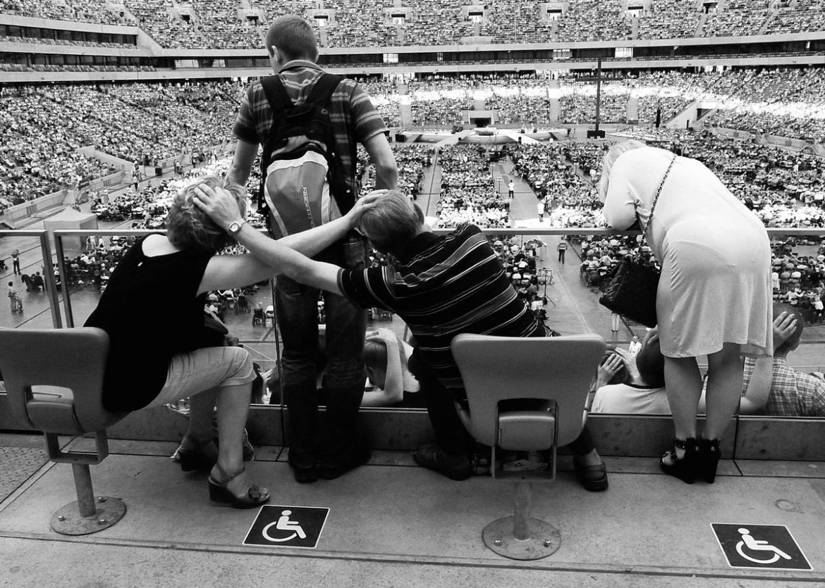 fot. Andrzej Dobosz - zdjęcie z fotoreportażu „Jezus na stadionie”
