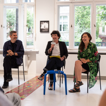 Diana Lelonek i Michał Adamski: Jak poprzez sztukę mówić o kryzysie klimatycznym [Podcast na żywo]