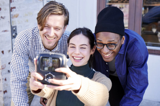 Odwiedź strefę Instax na festiwalu Open’er 2018 i wygraj aparat Instax SQ6