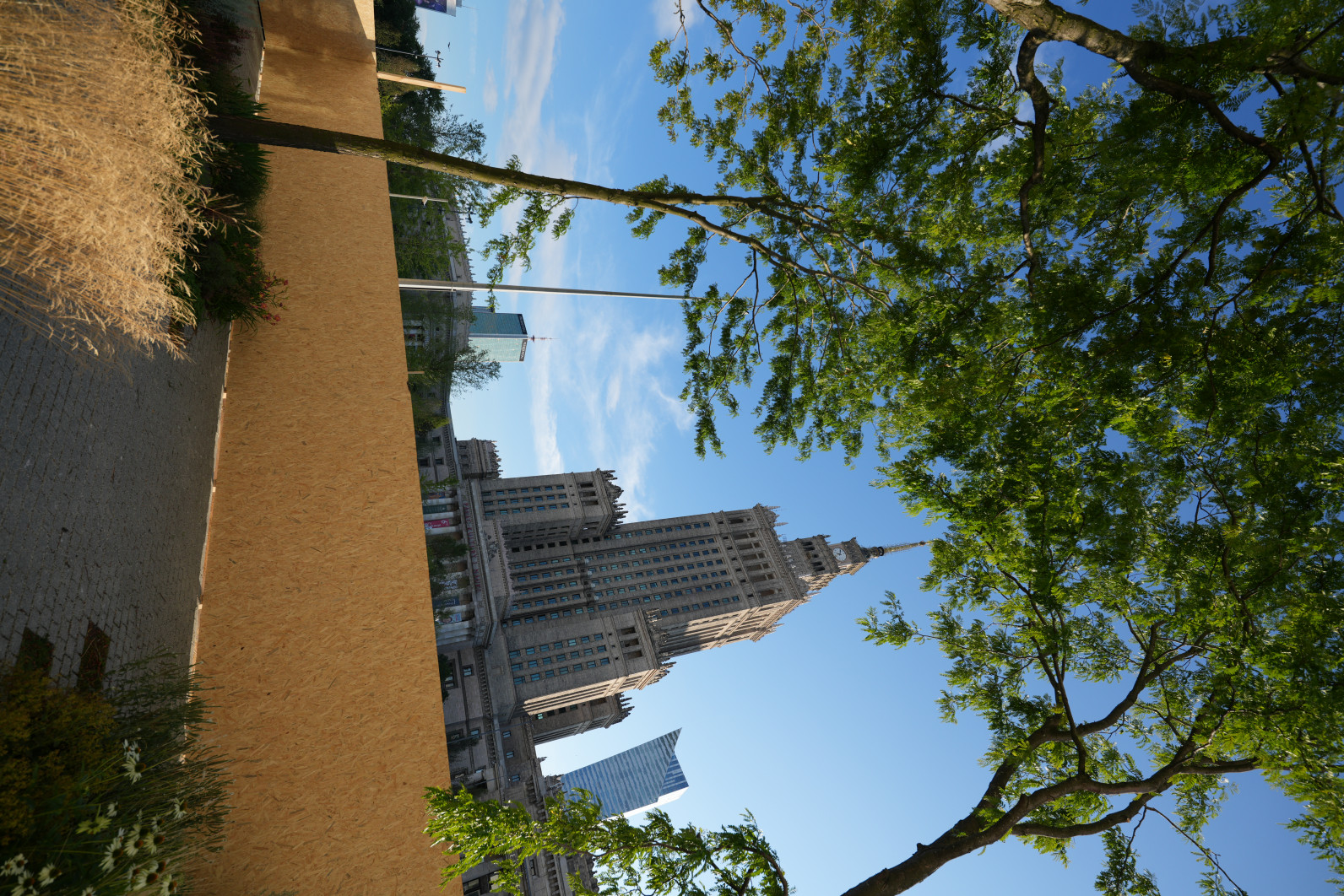  1/640 s, f4/, ISO 100 ,16 mm