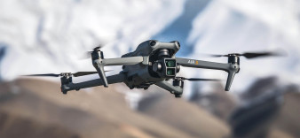 DJI Air 3 - dwie kamery, tryb wertykalny i 45 minut lotu. Ale mniejsza matryca…
