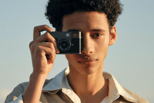 Fujifilm X half - analogowa zabawa w cyfrowej formie. To najbardziej oryginalny aparat od lat